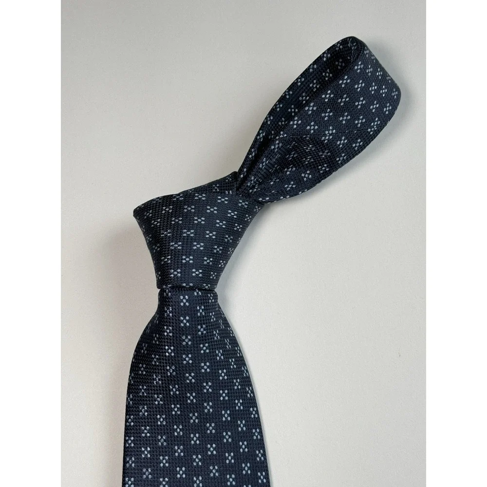 CHARLES TYRWHITT Men's 100% Silk Necktie Designer Blue with Light‎ Blue Dots EUC